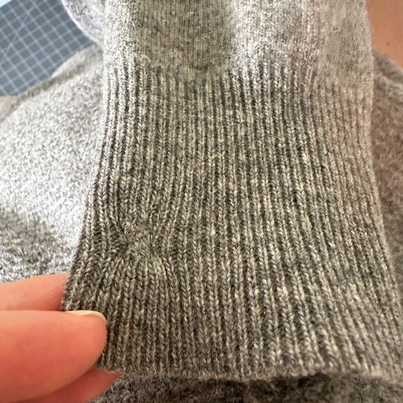 Balenciaga Cowl Neck Sweater Gray Size EU 38 Wool/Cashmere Blend - Picture 5 of 6